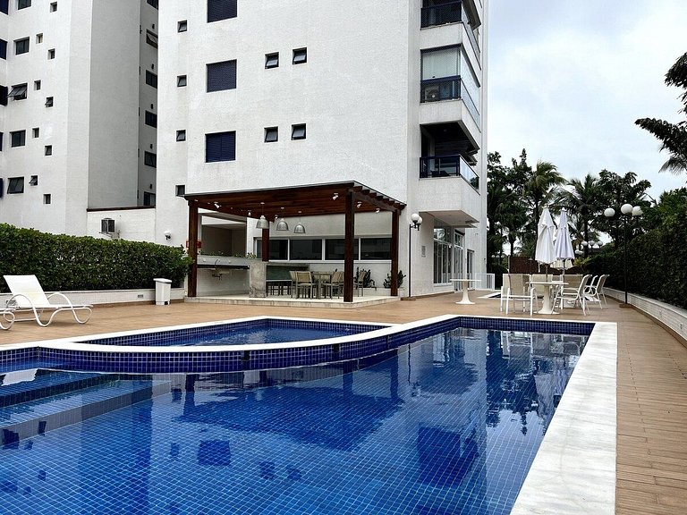 Riviera renovado 250m da praia