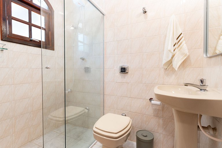 Guaratuba/4Q/Piscina/Churrasq.