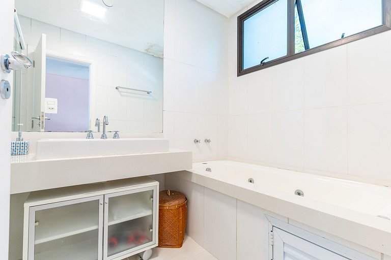 Camburi, 5Q, 100m da praia, triplex alto padrão
