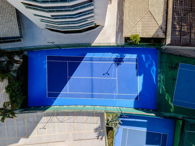 Riviera renovado 300m da praia.