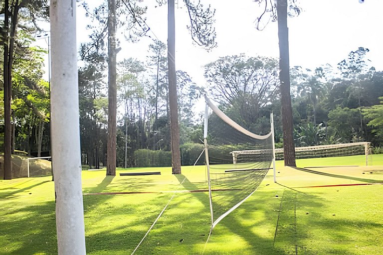 Piscina aquecida - cond. seguro com muito verde