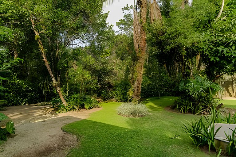 Espaço e natureza em cond. fechado
