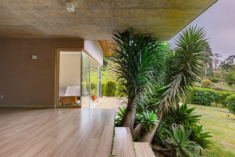 Casa em cond. fechado com muita área verde