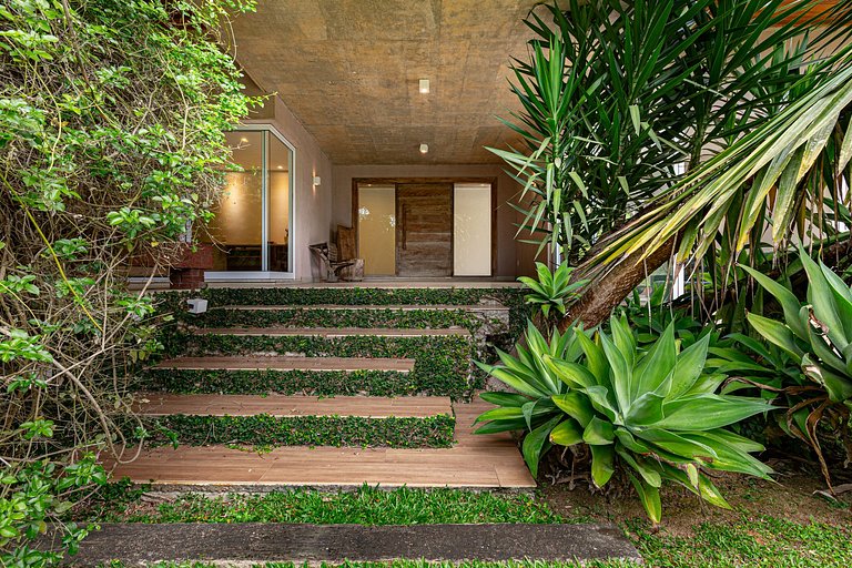 Casa em cond. fechado com muita área verde
