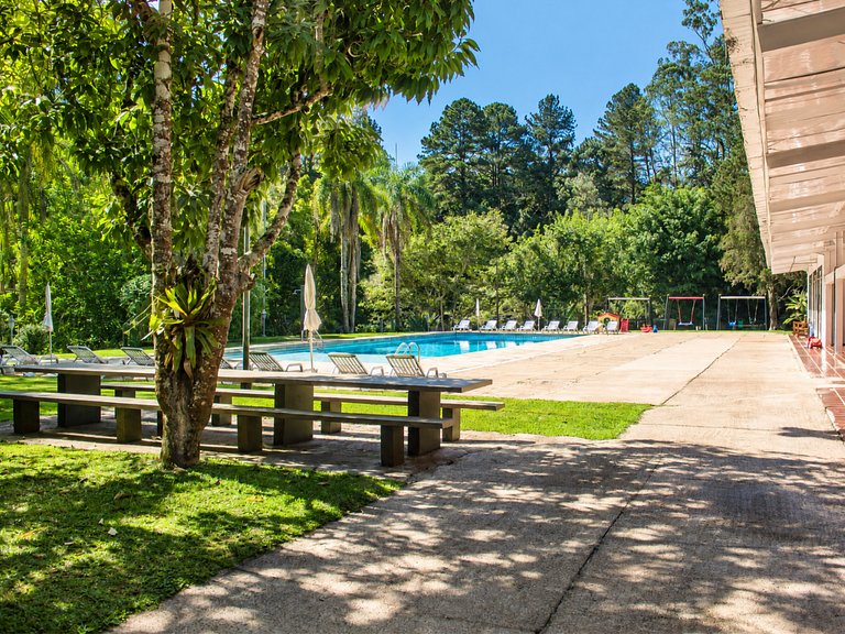 Casa em cond. fechado com muita área verde